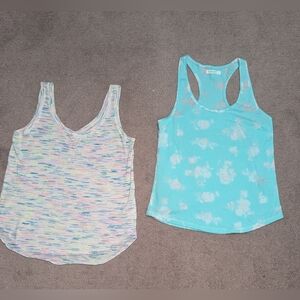 Bundle of 2 Tank Tops - Woman's Size Medium